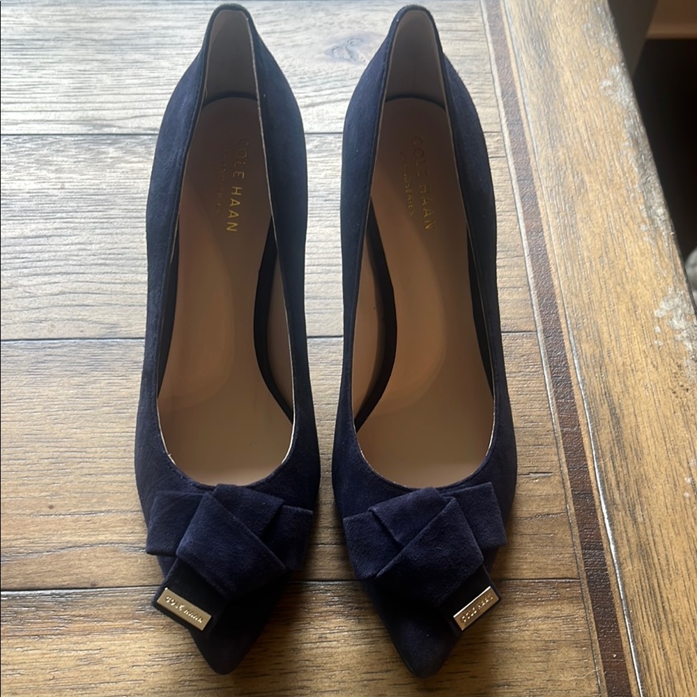 Cole Haan Navy  Heels Elegant Suede Design